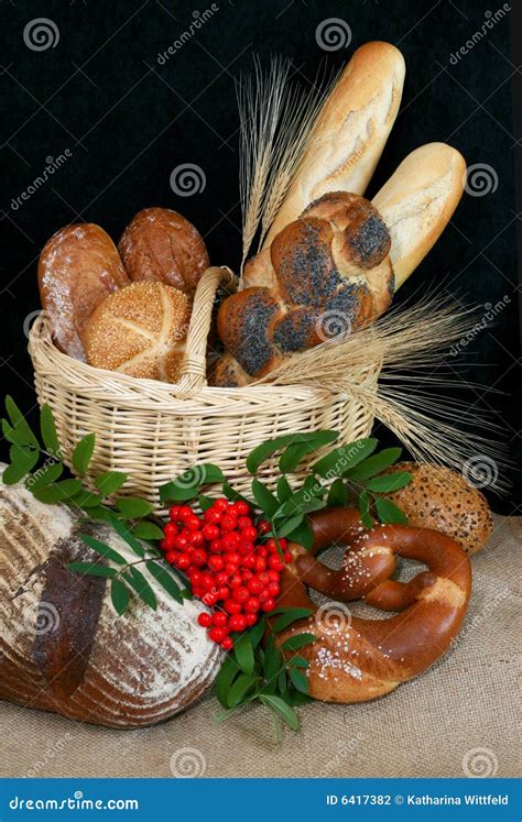 Thanksgiving basket stock photo. Image of objects, bread - 6417382