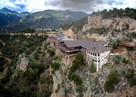 Seeks Ghosts: Manitou Springs' Cave of the Winds