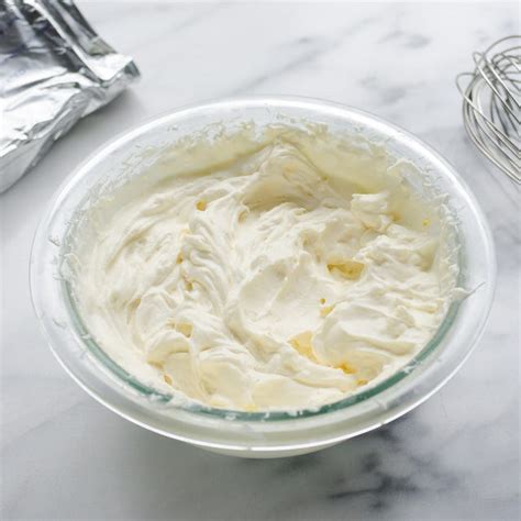 How to Make Cream Cheese Whipped Cream