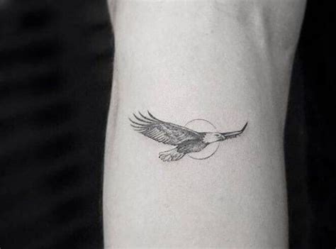 12+ Small Eagle Tattoo Designs and Ideas | Small eagle tattoo, Small ...