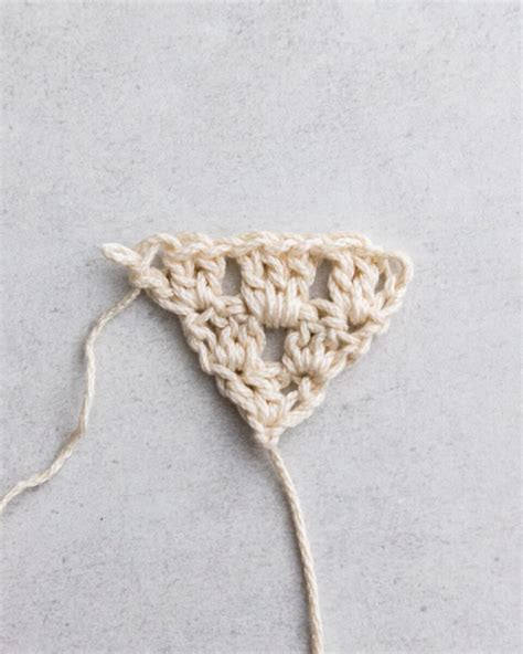 How to Crochet a Bandana + Free Easy Pattern - Sarah Maker