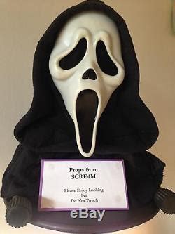 Scream 4 -Ghostface Mask From Movie Set Sold by The Next Chapter