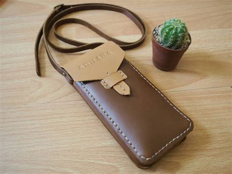 Phone Neck Pouch Leather Phone Case Custom Phone CasePhone