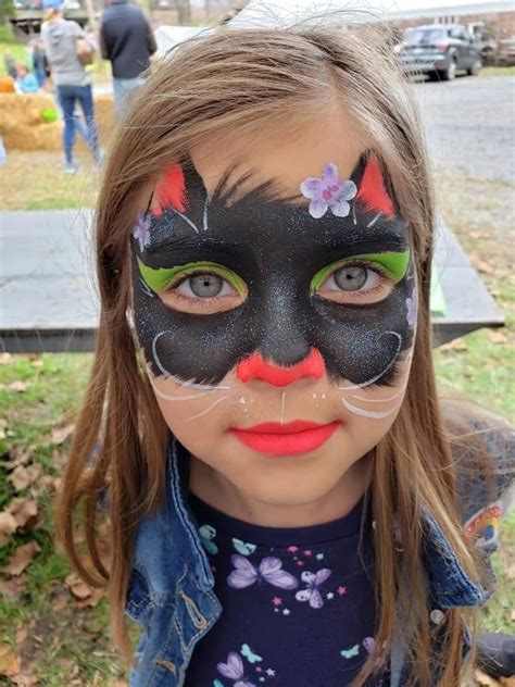 Black cat | Kids face paint, Face painting halloween, Kitty face paint