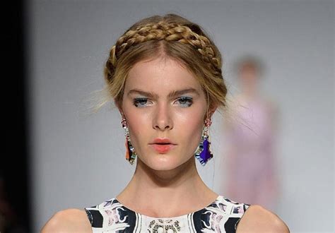 Milkmaid Braids: Cute Braided Hairstyles You Should Never Miss - Hairstyles Weekly