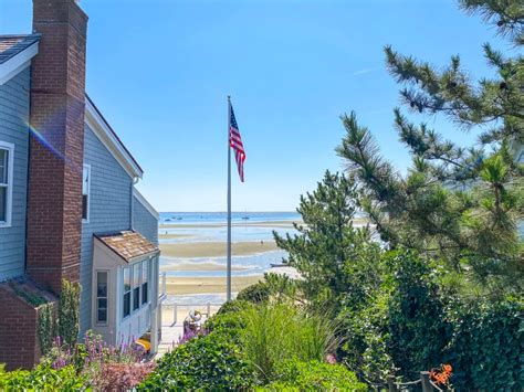 25 Hotels in Provincetown, MA: Beachfront, Bed & Breakfast, and Nearby | Hey! East Coast USA