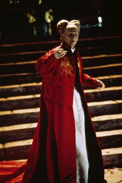 "Bram Stoker's Dracula" movie still, 1992. Gary Oldman as Count Dracula. | Horrorfilme, Horror ...