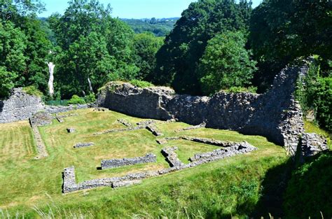 Pickering Castle | Get Tickets, Visitor Info | Castles History