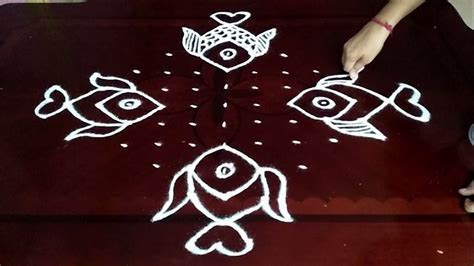 Small Fish Kolam Designs With 11-1 Dots | chukkala muggulu with dots| ra... | Kolam designs ...