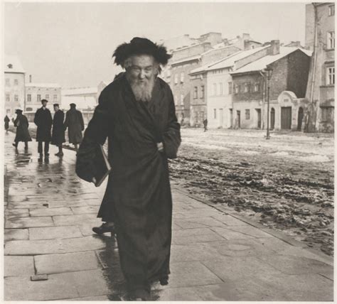 Hasidic man wearing a shtreimel (fur hat) on the Sabbath, Kazimierz, Krakow | Jewish history ...