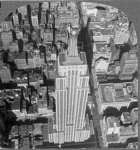 after-complete-of-construction-Empire-State-Building-1931