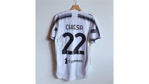 Chiesa's Match-Worn Juventus FC Signed Shirt - CharityStars