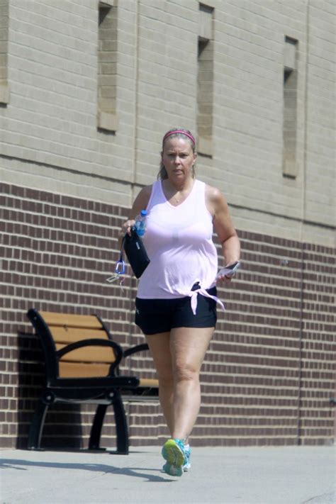 Kate Gosselin, 47, shows off legs in short shorts on rare outing after disappearing from reality ...