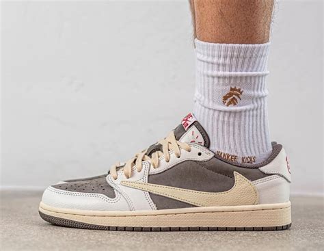 Travis Scott x Air Jordan 1 Low OG “Reverse Mocha” – YankeeKicks Online