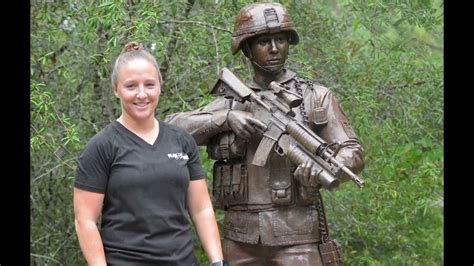 Veteran Leigh Ann Hester visits Women Veterans Monuments at Veterans ...