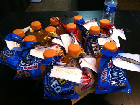 Soccer End of Game Snacks ~ Gatorade, Bite Size Snacks and a Team Tag ...