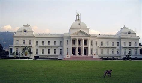 Palais national = National Palace, Port-au-Prince, Haiti | Port au prince, Haiti, Haiti port au ...