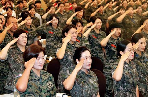 Women in Military Becomes Gender Battleground in South Korea ...