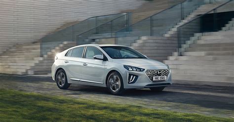 IONIQ Plug-in Hybrid Highlights | Eco - Hyundai Worldwide