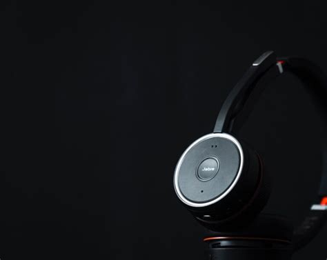 Resolving Jabra Evolve 2 Headset Connectivity Problems - TekDoze