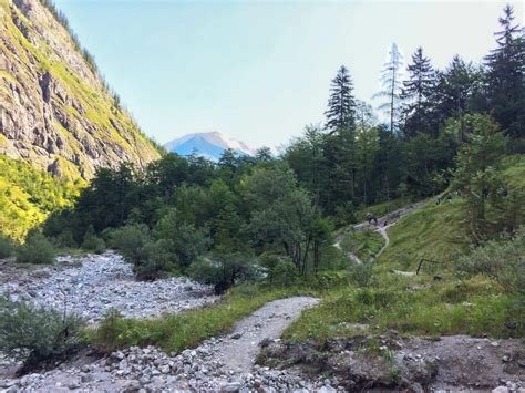 12 Best Things to Do in Beautiful Lake Königssee, Bayern (2024)