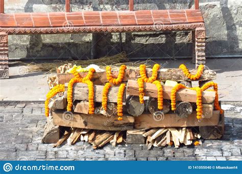 Funeral Pyre at the Hindu Pashupatinath Temple, Kathmandu, Nepal Stock Photo - Image of burn ...