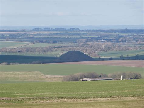 Silbury-Hill-4 - oldburytours.co.uk