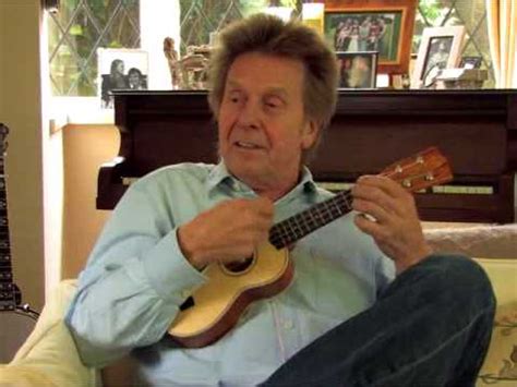 Joe Brown ukulele lesson - YouTube