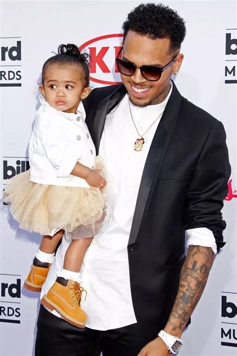 Chris Brown is the doting dad as he dances with daughter Royalty in cute video - Mirror Online