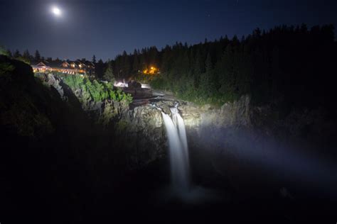 Snoqualmie Falls Hike: What to Know Before You Go!