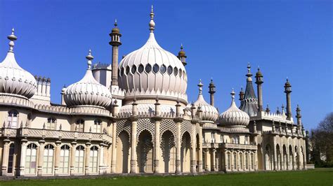 Royal Pavilion, Brighton, England. : displaced