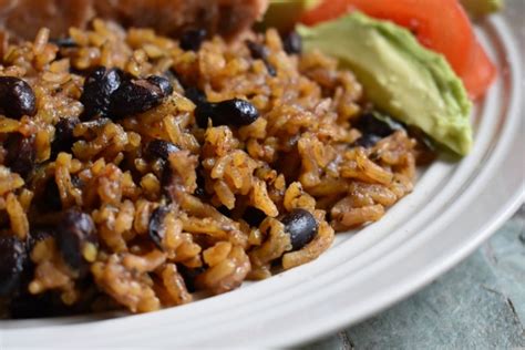 Puerto Rican Black Beans And Rice Recipe | Deporecipe.co