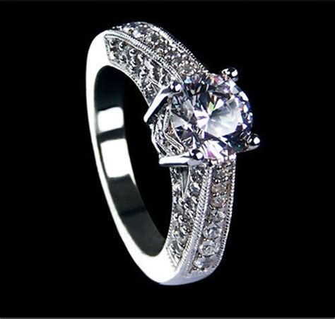 Excellent Design 1 Carat Round Brilliant Diamond Female Wedding Anniversary Ring Pure Silver ...