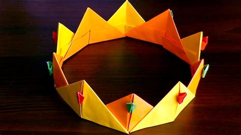 3D origami crown (diadem, corona) tutorial | Origami crown, 3d origami tutorial, Origami