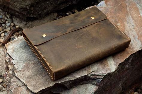 Personalized vintage leather document holder case folder A4 / | Etsy ...