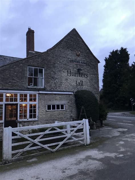 Review: Old English Inns: Hunter's Hall, Kingscote, Tetbury | English inn, Tetbury, Old english