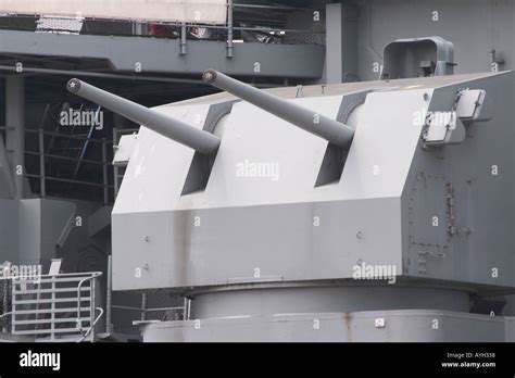 5 inch guns on the Battleship USS New Jersey Stock Photo - Alamy