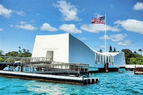 Pearl Harbor USS Arizona Memorial: Triphobo