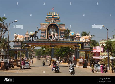 India, South India, Asia, Karnataka, Hubli, arch, architecture, art ...