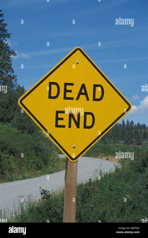 Dead end road sign Stock Photo - Alamy