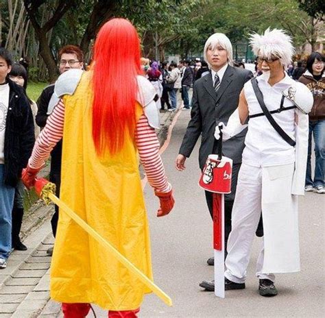 Colonel Sanders vs Ronald Mcdonald | Cosplay | Know Your Meme