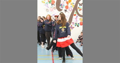 Conga line at James Sheahan Catholic High School | Central Western Daily | Orange, NSW