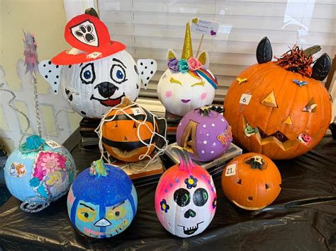 Pumpkin Decorating Contest in Preschool. TeachersMag.com