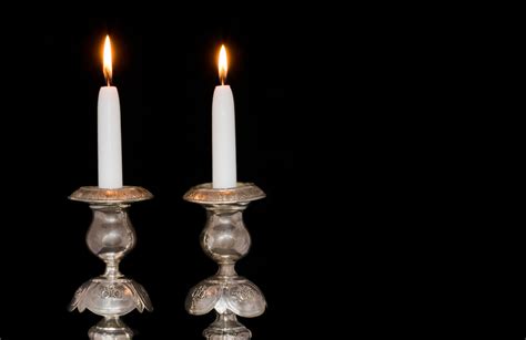 Lighting Shabbat Candles | My Jewish Learning