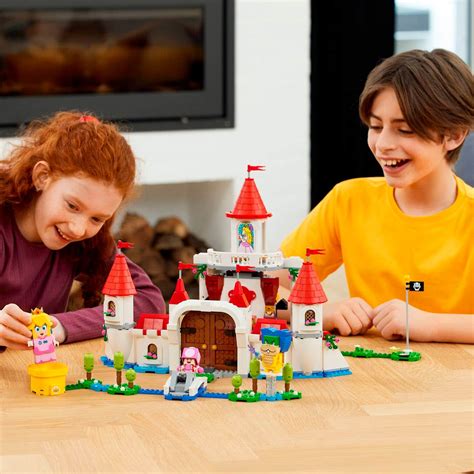 Best Buy: LEGO Super Mario Peach’s Castle Expansion Set 71408 6379548