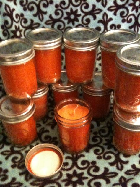 Crafty Girl: DIY Scented Candles