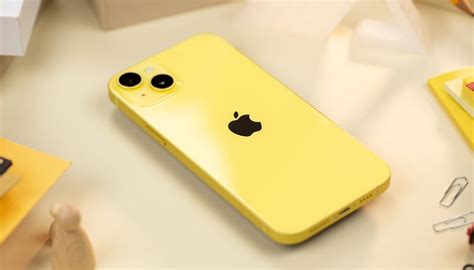 Rumor: iPhone 15 Series To Feature Frosted Glass Black and a New Color