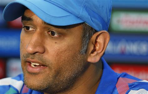 MS Dhoni Images, HD Photos, Biography, Unknown Facts & Latest News