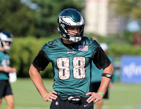 Eagles’ Dallas Goedert in concussion protocol | Why Nick Sirianni says ...