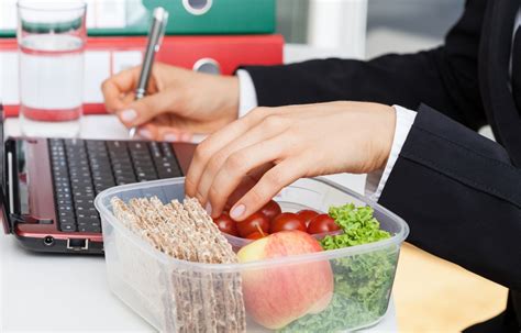 Promoting healthy eating habits at the workplace is a recipe for success | Independent Health Blog